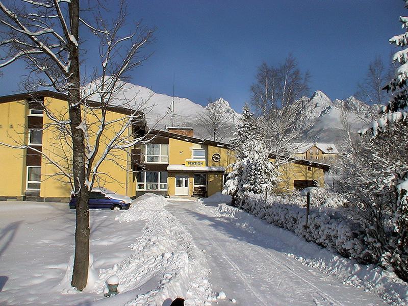 Penzion Centrum Pod Lesom Vysoke Tatry Ngoại thất bức ảnh